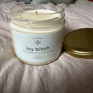 Icy B Candle - Cream with Gold Lid